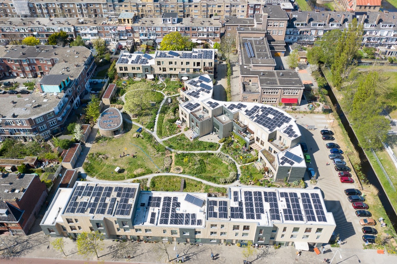 Aerial photograph of 'Groene Mient', a neighbourhood in The Hague where experiments with sustainable energy technology are ongoing